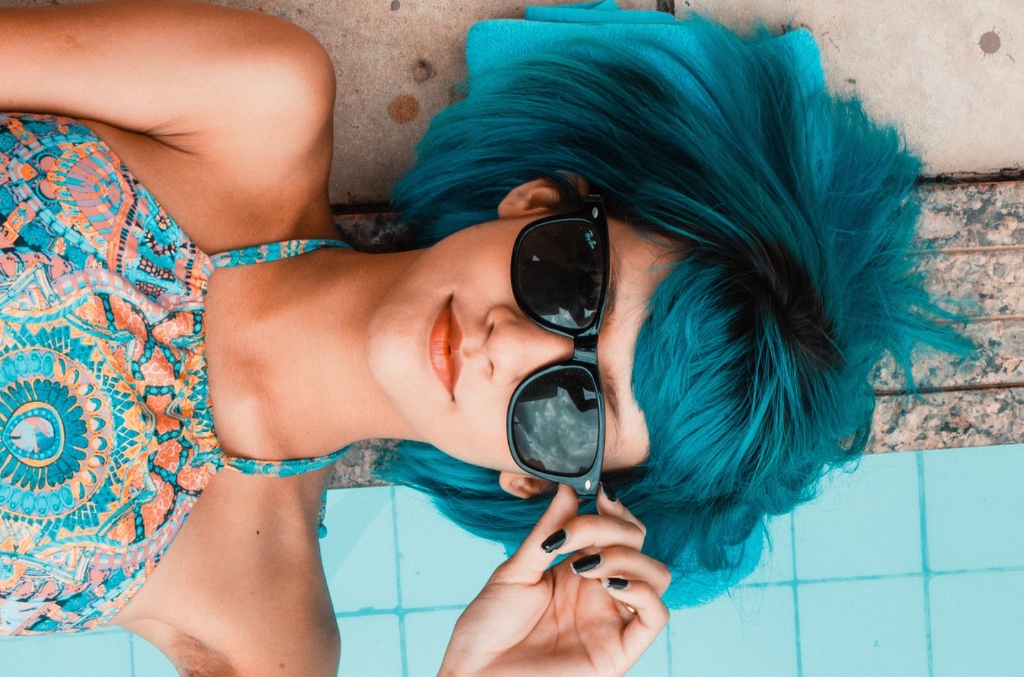 Modern casual dating contrasts highlighting high Slavic feminine beauty standards