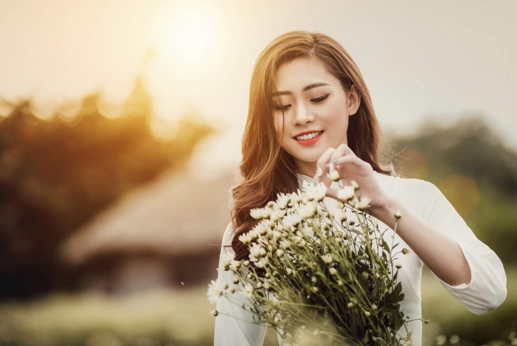 Vietnamese beauty Linh